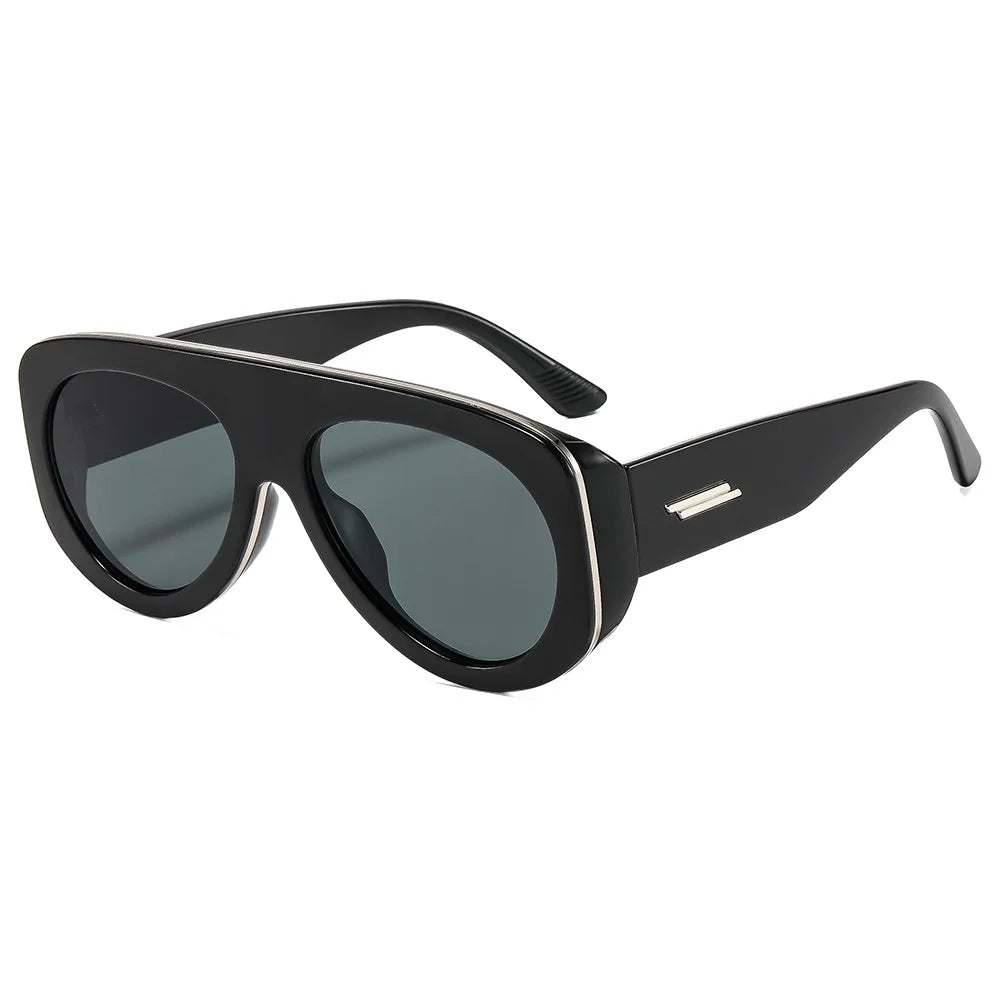 Diva sunglasses – Black / Smoke